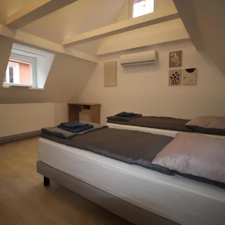 - 4-zimmer-haus - 6 Personen Maguncia