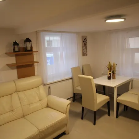 - 4-zimmer-haus - 6 Personen