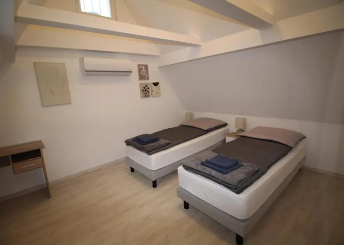 - 4-zimmer-haus - 6 Personen Mainz